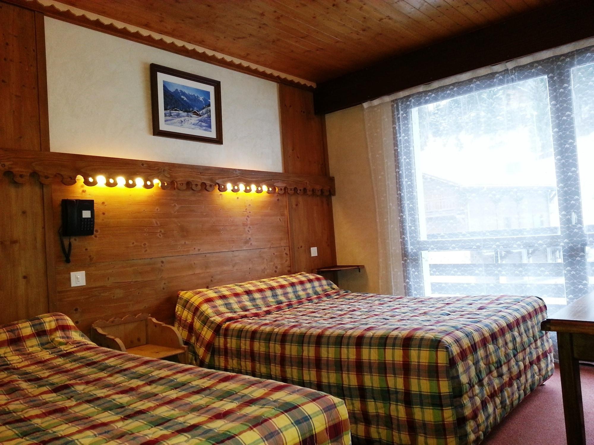 Hotel Le Soly モルジヌ エクステリア 写真