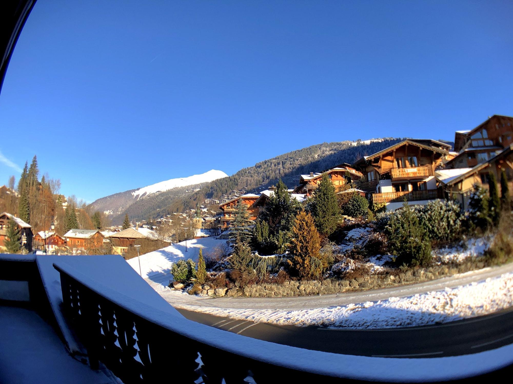 Hotel Le Soly モルジヌ エクステリア 写真