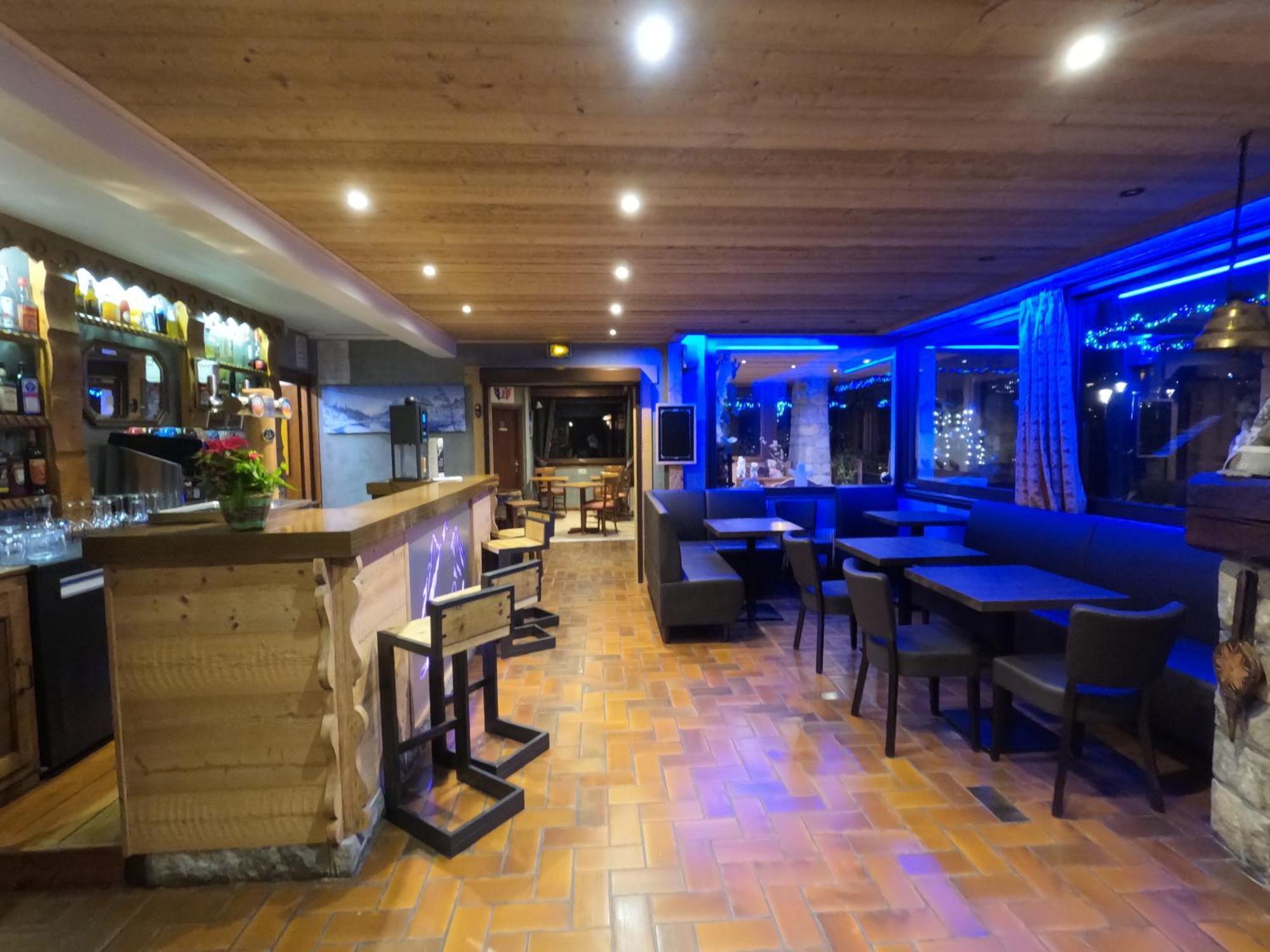 Hotel Le Soly モルジヌ エクステリア 写真