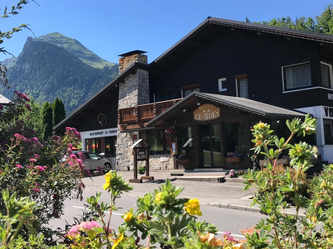 Hotel Le Soly モルジヌ エクステリア 写真